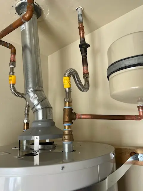 Water heater installation and plumbing repair in Lincoln Heights